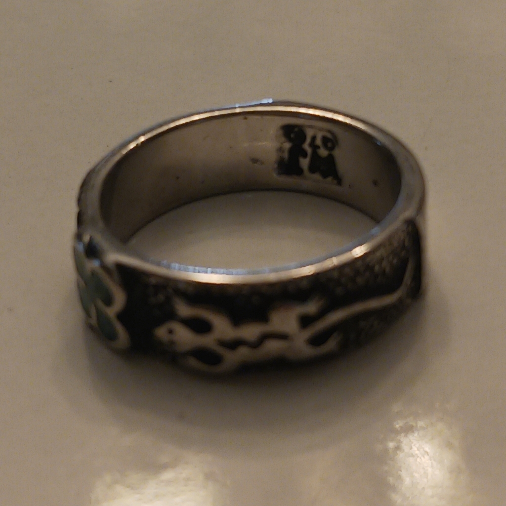 Ring - Picture 3 of 10